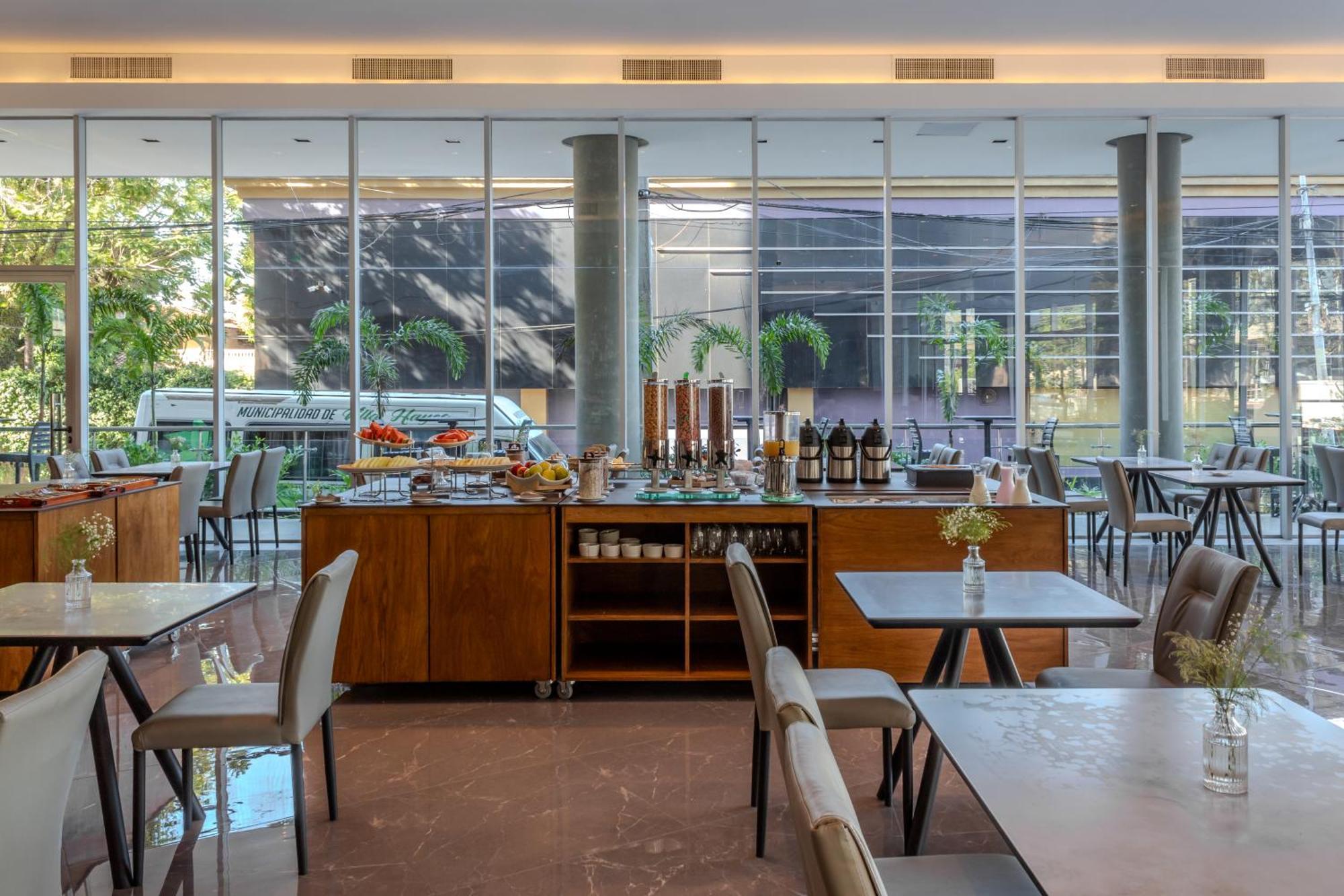 Tryp By Wyndham Asuncion Hotel Bagian luar foto