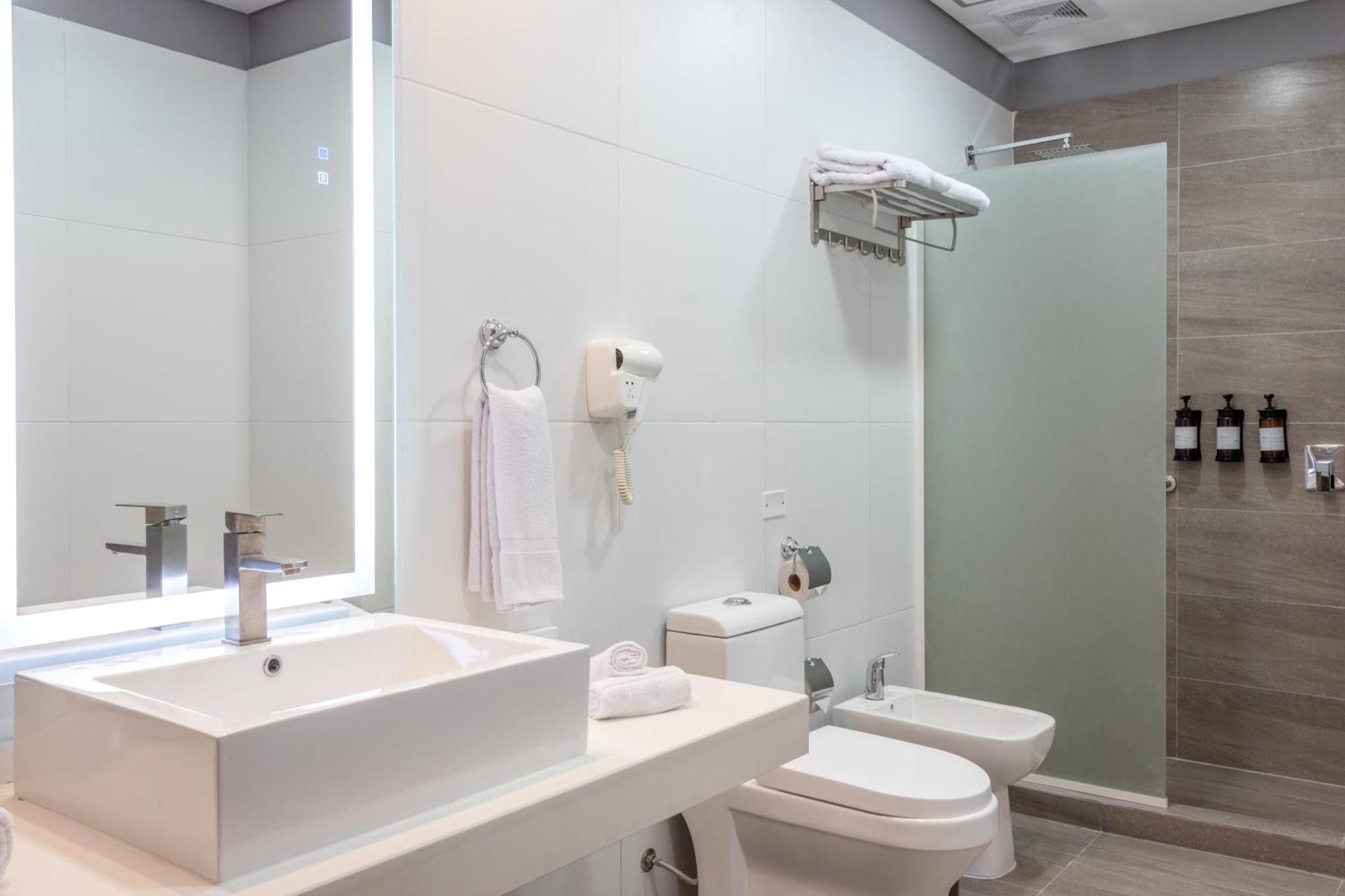 Tryp By Wyndham Asuncion Hotel Bagian luar foto
