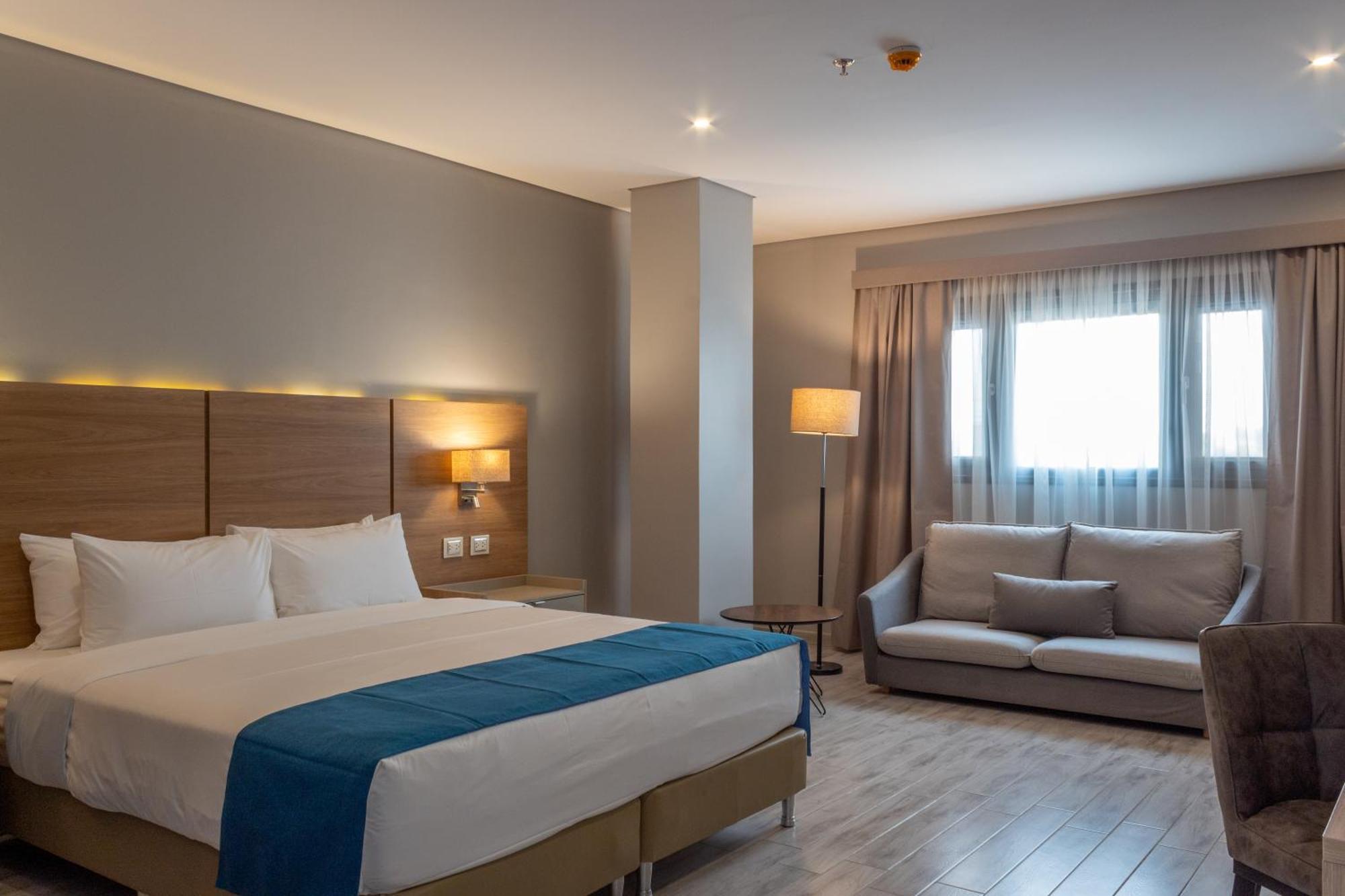Tryp By Wyndham Asuncion Hotel Bagian luar foto