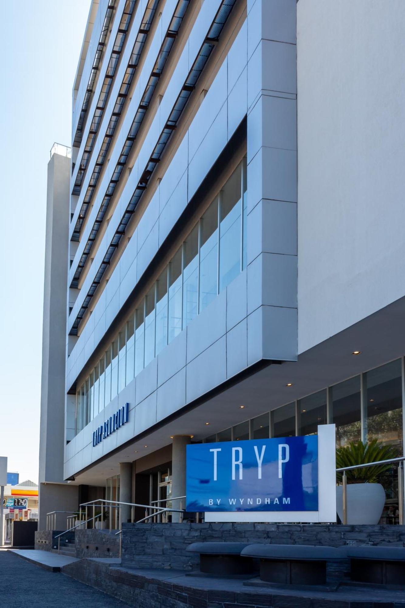 Tryp By Wyndham Asuncion Hotel Bagian luar foto