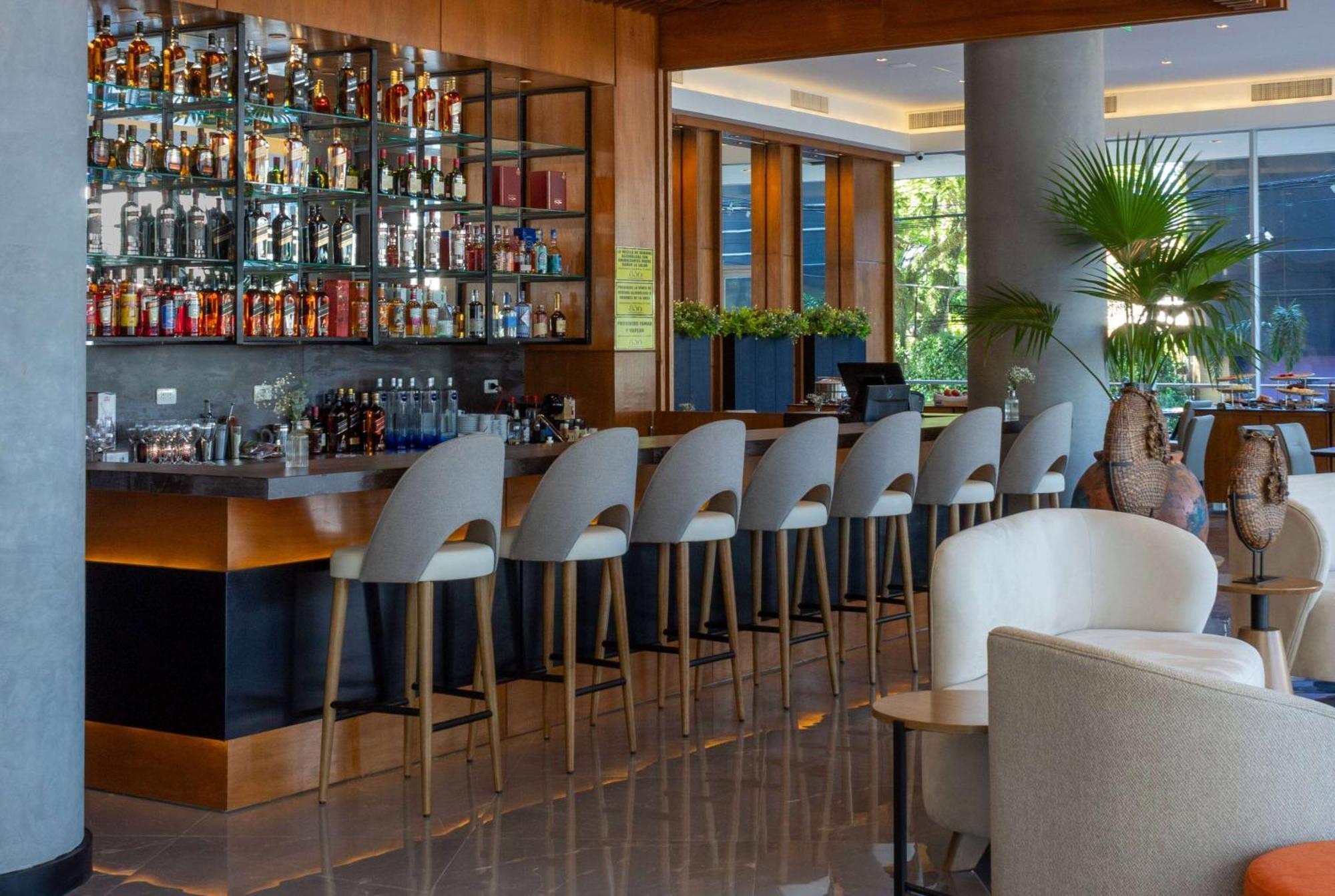 Tryp By Wyndham Asuncion Hotel Bagian luar foto