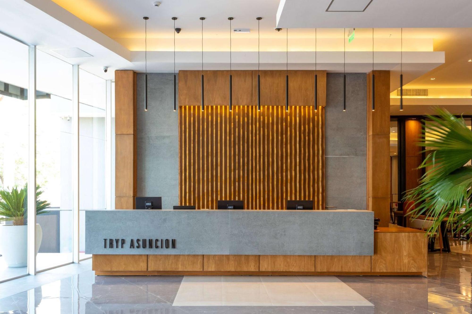 Tryp By Wyndham Asuncion Hotel Bagian luar foto