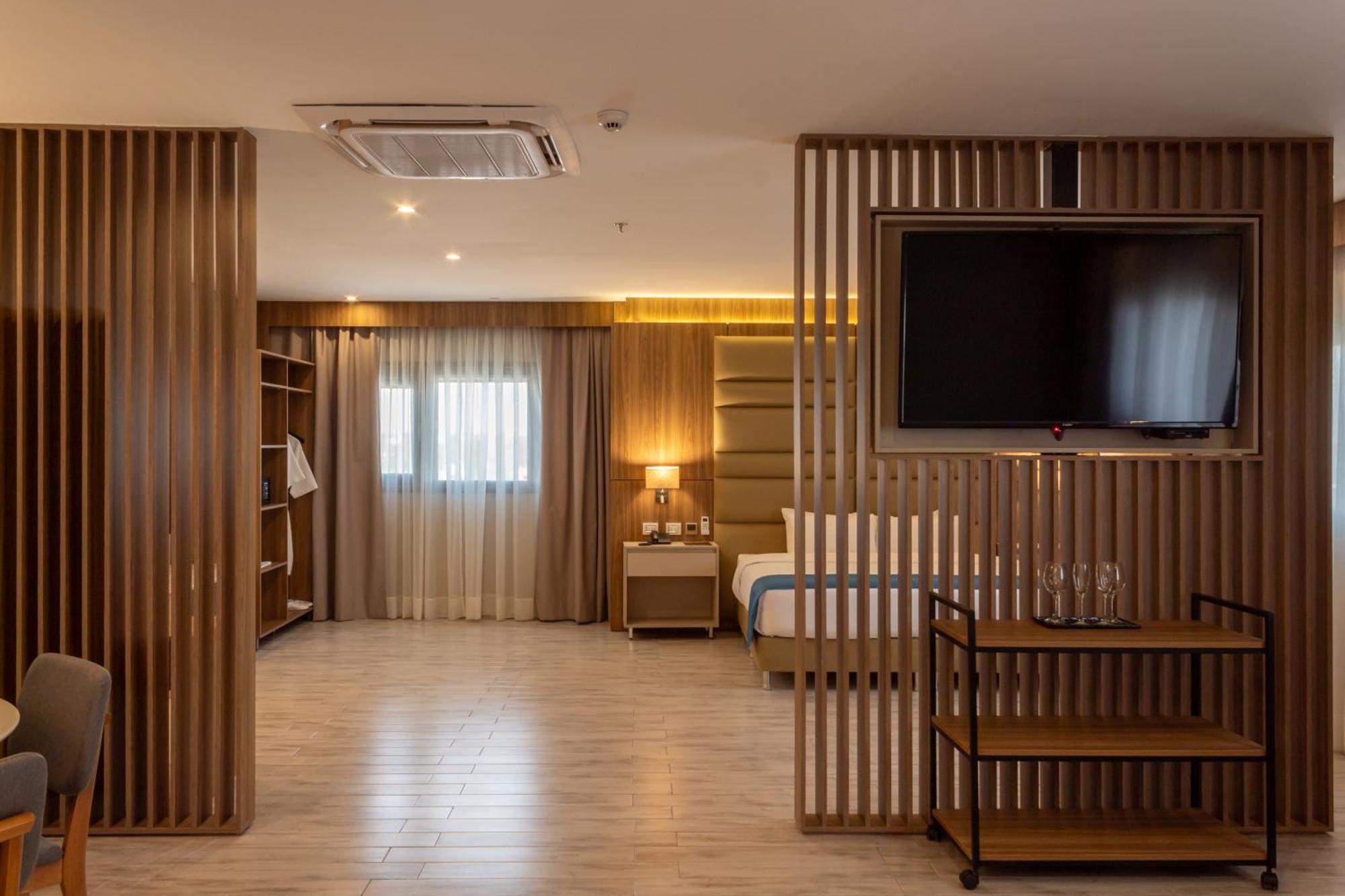 Tryp By Wyndham Asuncion Hotel Bagian luar foto