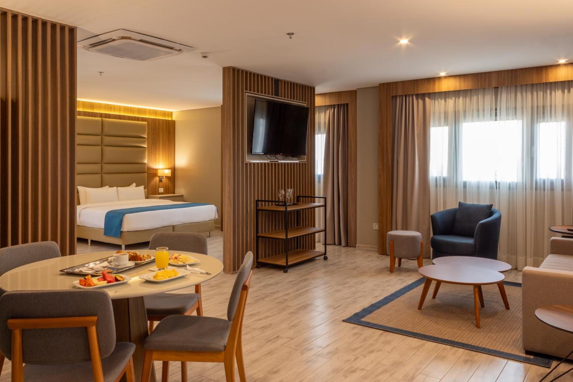 Tryp By Wyndham Asuncion Hotel Bagian luar foto