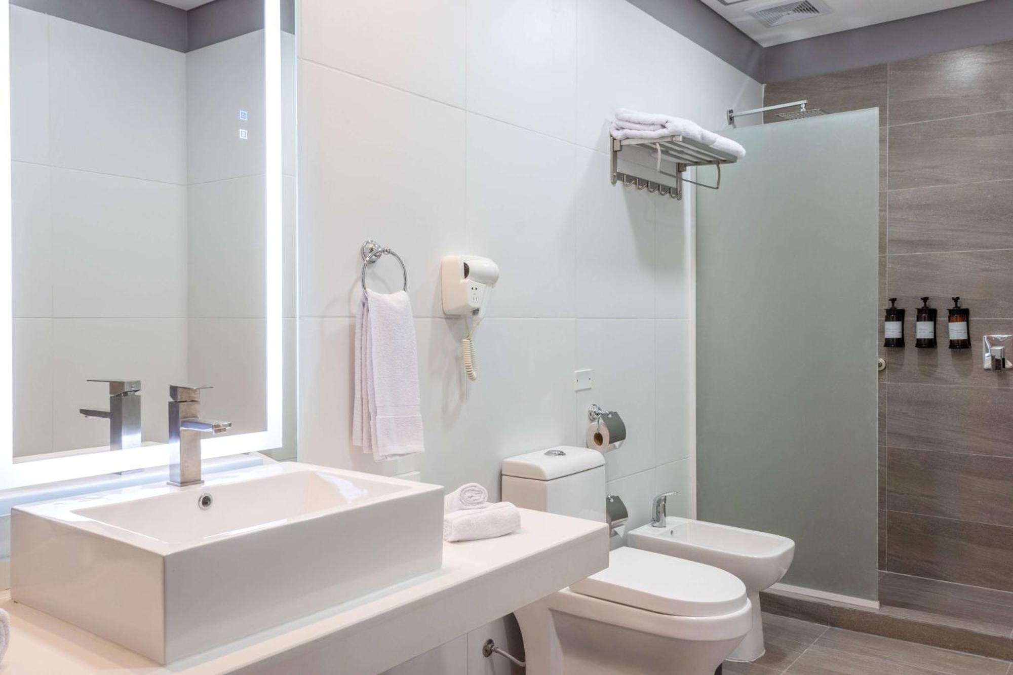 Tryp By Wyndham Asuncion Hotel Bagian luar foto