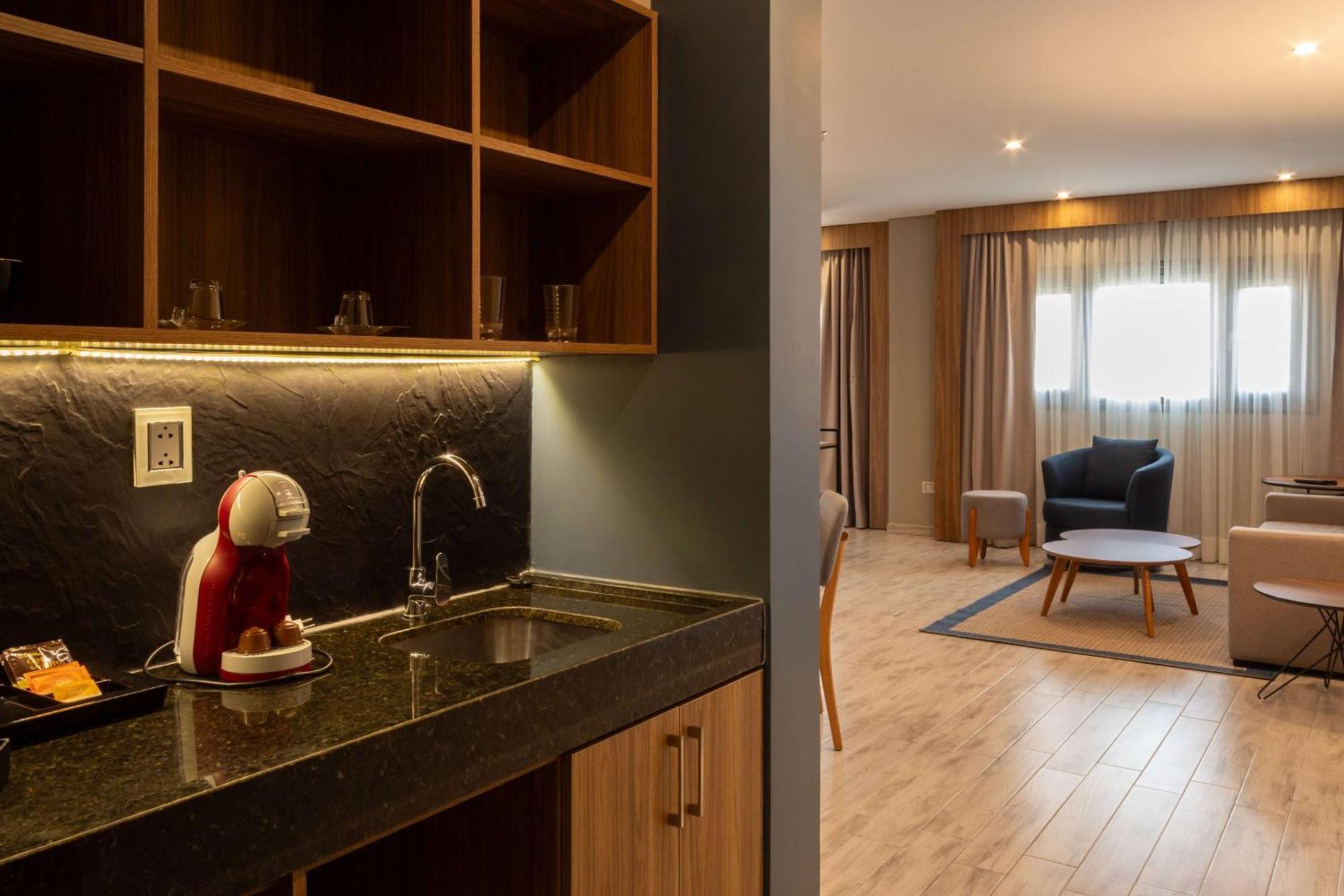 Tryp By Wyndham Asuncion Hotel Bagian luar foto